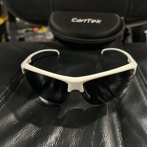 CartTek White and Black Lens Sunglasses